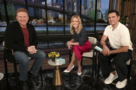 KEVIN MCKIDD, KELLY RIPA, MARK CONSUELOS