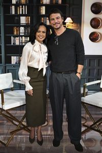 LINSEY DAVIS, JOSH HARTNETT