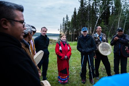Joseph Fiennes and Sir Ranulph Fiennes meet with local indigenous people who offer to participate with them in a Sunrise Ceremony to help them during their journey and bring their ancestors to them. Amidst mountains and whale watching, Sir Ranulph Fiennes and his cousin Joseph Fiennes reflect on Ran’s epic life and his new challenge of life with Parkinson’s. (National Geographic)