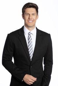 Bio profile offTrevor Ault