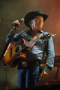 CLAY WALKER
