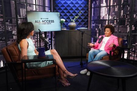 LINSEY DAVIS, WANDA SYKES