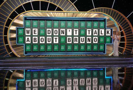 VANNA WHITE