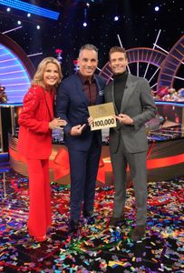 VANNA WHITE, SEBASTIAN MANISCALCO, RYAN SEACREST