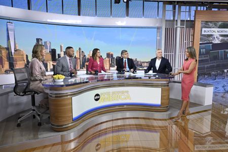 LARA SPENCER, MICHAEL STRAHAN, REBECCA JARVIS, GEORGE STEPHANOPOULOS, SAM CHAMPION, GINGER ZEE
