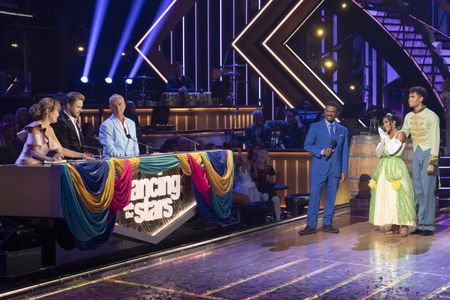 CARRIE ANN INABA, DEREK HOUGH, BRUNO TONIOLI, ALFONSO RIBEIRO, JORDAN CHILES, EZRA SOSA