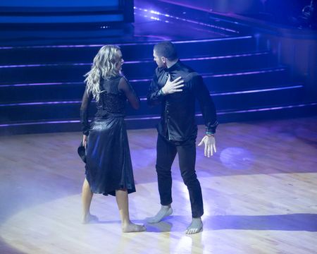 ELAINE HENDRIX, ALAN BERSTEN