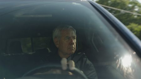 Detective David Turner of Smith County Sheriff's Office driving to Alabama to meet with Jane Doe's daughter for the first time. (National Geographic/Will Francome)