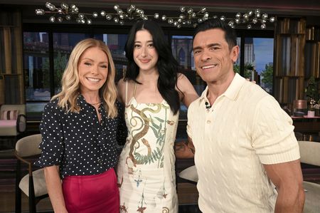 KELLY RIPA, TAYLOR ORTEGA, MARK CONSUELOS