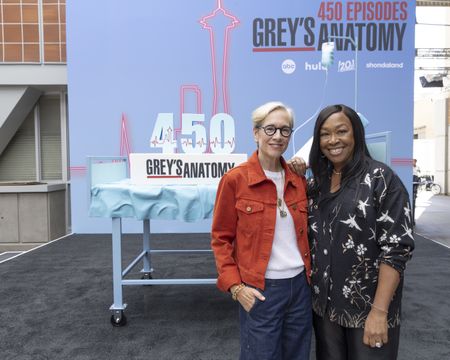 BETSY BEERS (EXECUTIVE PRODUCER), SHONDA RHIMES (EXECUTIVE PRODUCER)