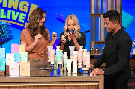 MONICA MANGIN, KELLY RIPA, MARK CONSUELOS