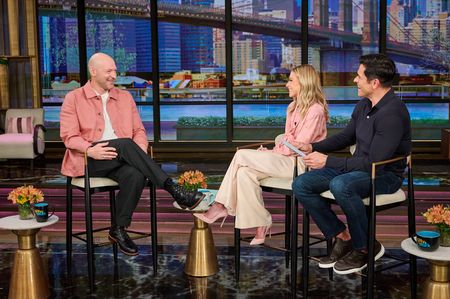 COREY STOLL, KELLY RIPA, MARK CONSUELOS