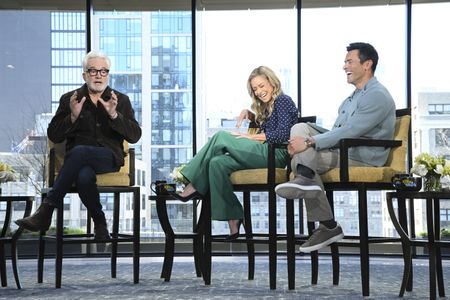 BRADLEY WHITFORD, KELLY RIPA, MARK CONSUELOS