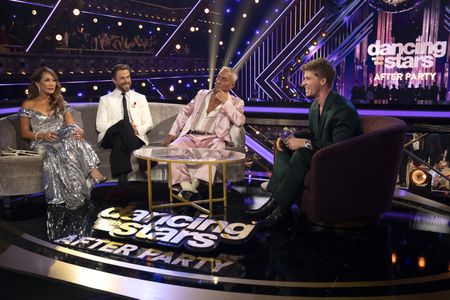 CARRIE ANN INABA, DEREK HOUGH, BRUNO TONIOLI, ROBERT IRWIN