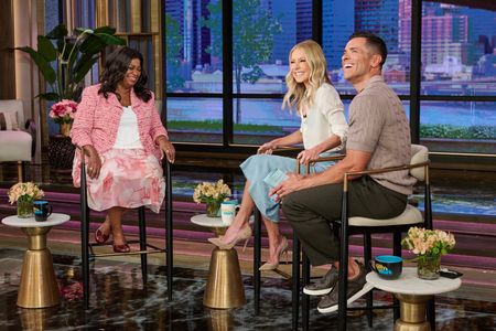 OCTAVIA SPENCER, KELLY RIPA, MARK CONSUELOS
