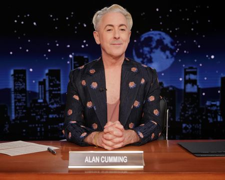 ALAN CUMMING