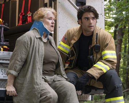 AMANDA CARLIN, HUNTER MCVEY