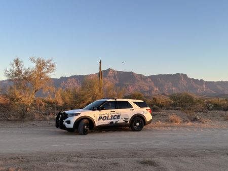 An Apache Junction police vehicle near the site where the body of Jane Doe was discovered in 1992. (National Geographic/Tom Beard)