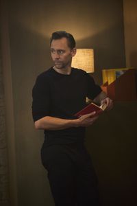 Tom Hiddleston examines evidence of the events that unfolded at Pompeii. (National Geographic/Christian Black)