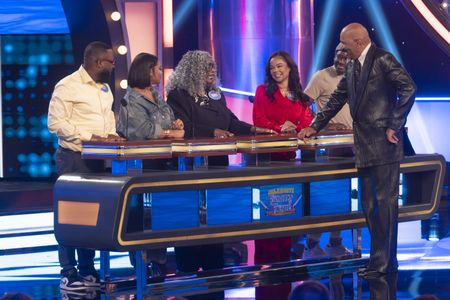 MATT HOWERY, DAYLA LANE, JENNIE HOWERY, DANNELLA LANE, LIL REL HOWERY, STEVE HARVEY