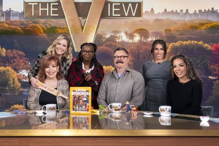 JOY BEHAR, SARA HAINES, WHOOPI GOLDBERG, NICK OFFERMAN, ALYSSA FARAH GRIFFIN, SUNNY HOSTIN