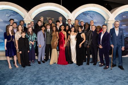 TOP: DAN SHOTZ (EXECUTIVE PRODUCER), JASON MANTZOUKAS, RICK RIORDAN (AUTHOR / EXECUTIVE PRODUCER), CRAIG SILVERSTEIN (EXECUTIVE PRODUCER), DANIEL DIEMER, TIMOTHY SIMONS, ALEKS PAUNOVIC, CHARLIE BUSHNELL, JIM ROWE (EXECUTIVE PRODUCER), JAMES BOBIN (EXECUTIVE PRODUCER / DIRECTOR), ELLEN GOLDSMITH-VEIN (EXECUTIVE PRODUCER), JEREMY BELL (EXECUTIVE PRODUCER), ALBERT KIM (EXECUTIVE PRODUCER) BOTTOM: OLIVE ABERCROMBIE, VIRGINIA KULL,LEVI CHRISOPULOS, BECKY RIORDAN (EXECUTIVE PRODUCER), ARYAN SIMHADRI, WALKER SCOBELL, LEAH SAVA JEFFRIES, DIOR GOODJOHN, TAMARA SMART, DAFNE KEEN, SAARA CHAUDRY, GLYNN TURMAN, JONATHAN STEINBERG (EXECUTIVE PRODUCER), COURTNEY B. VANCE, BERT SALKE (EXECUTIVE PRODUCER), TIMOTHY OMUNDSON