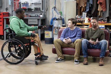 DARYL "CHILL" MITCHELL, MAXWELL SIMKINS, SEANN WILLIAM SCOTT