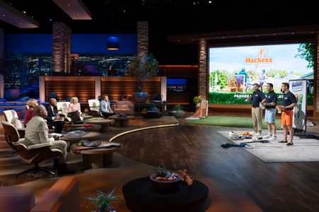 DAYMOND JOHN, BARBARA CORCORAN, KEVIN O'LEARY, LORI GREINER, ROBERT HERJAVEC, CHARLIE PATTERSON, PHILIP TORAN, ANTHONY PHALEN