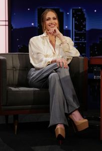 JENNIFER LOPEZ
