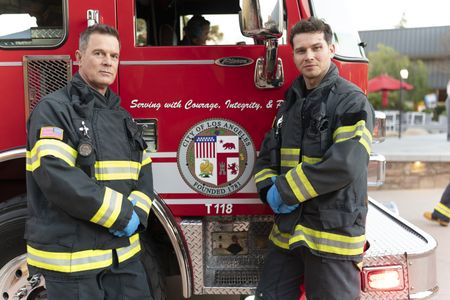 PETER KRAUSE, OLIVER STARK