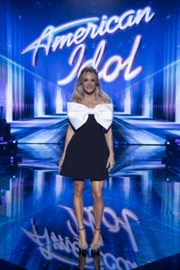 CARRIE UNDERWOOD