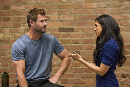 Chris Hemsworth works with cognitive scientist Dr. Maya Shankar as he discovers that learning new skills is the key to boosting brain health, enhancing memory, focus and protecting against age-related cognitive decline. (credit: National Geographic/Laura Radford)