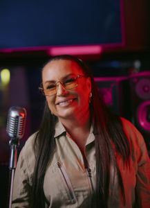 ANGIE MARTINEZ 