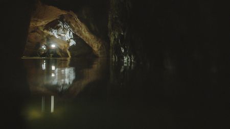 THE RESCUE chronicles the 2018 rescue of 12 Thai boys and their soccer coach, trapped deep inside a flooded cave. E. Chai Vasarhelyi and Jimmy Chin reveal the perilous world of cave diving, bravery of the rescuers, and dedication of a community that made great sacrifices to save these young boys. (Credit: National Geographic)