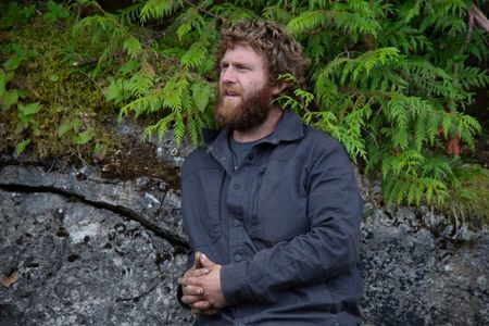 Oliver Johnson constructs a hoist on his property. (National Geographic/Lukas Taylor)