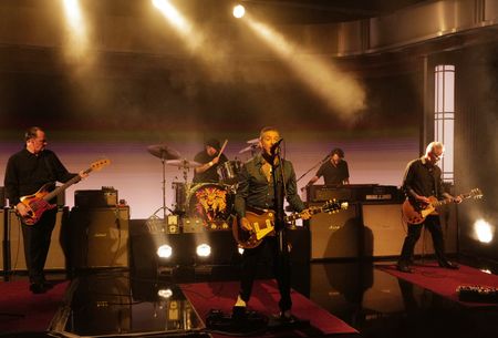 SOCIAL DISTORTION