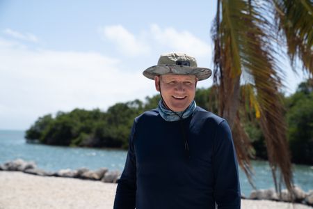 Gordon Ramsay on the beach in Florida. (National Geographic/Justin Mandel)