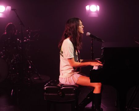 OLIVIA RODRIGO