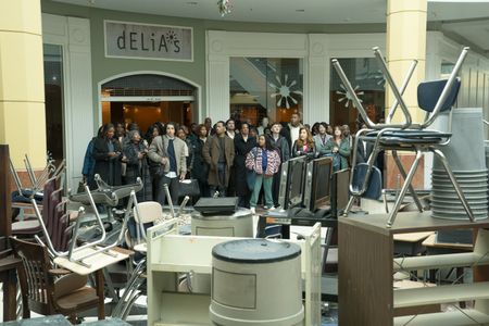 JANELLE JAMES, BENJAMIN NORRIS, TYLER JAMES WILLIAMS, SHERYL LEE RALPH, QUINTA BRUNSON, CHRIS PERFETTI, LUKE TENNIE, LISA ANN WALTER