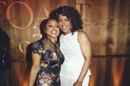 QUINTA BRUNSON, ANGELA BASSETT