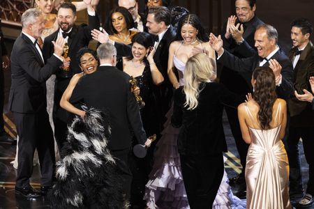 WILL WEISKE, ANDY JURGENSEN, TEYANA TAYLOR, MICHAEL BAUMAN, CASSANDRA KULUKUNDIS, REGINA HALL, SHAYNA MCHALE, LEONARDO DICAPRIO, CHASE INFINITI, BENICIO DEL TORO