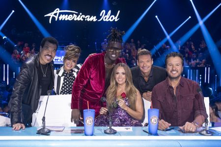 LIONEL RICHIE, PAULA ABDUL, JAMAL ROBERTS, CARRIE UNDERWOOD, RYAN SEACREST, LUKE BRYAN
