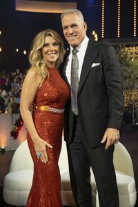 PEG MUNSON, MEL OWENS