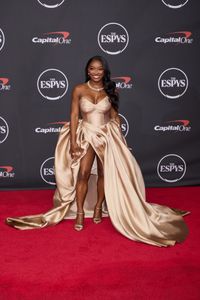 SIMONE BILES