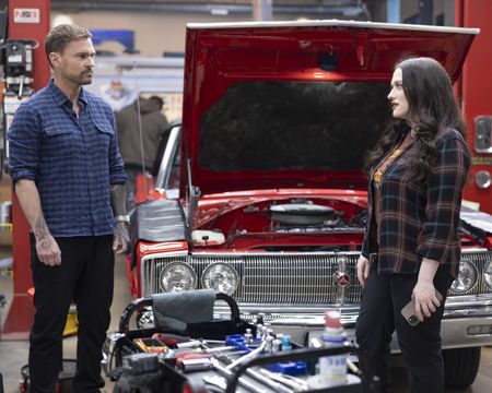 SEANN WILLIAM SCOTT, KAT DENNINGS