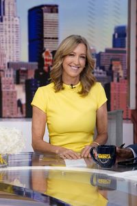 LARA SPENCER