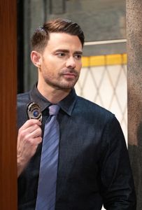 JONATHAN BENNETT