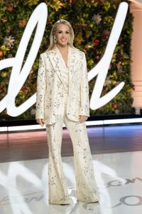 CARRIE UNDERWOOD