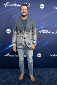 LUKE BRYAN