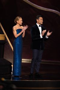  Kelly Ripa, Mark Consuelos